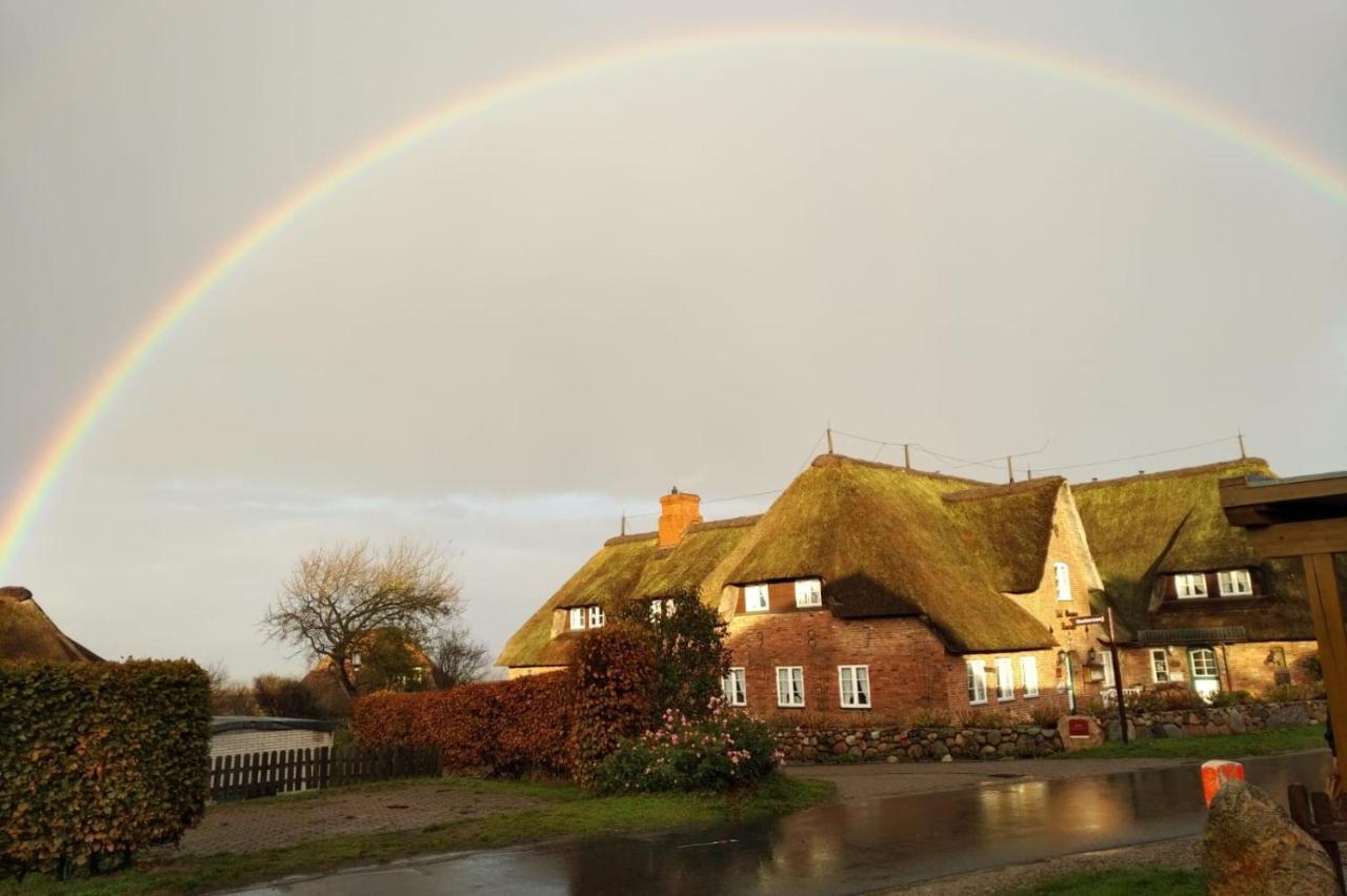 Ual Oeoemrang Wiartshues Hotel Norddorf Exterior photo
